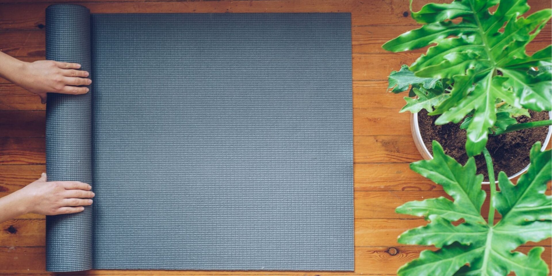 A Beginner's Guide To Your First Yoga Class